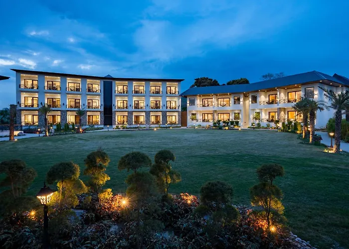 Shervani Pebbles & Pines Resort & Spa, Corbett